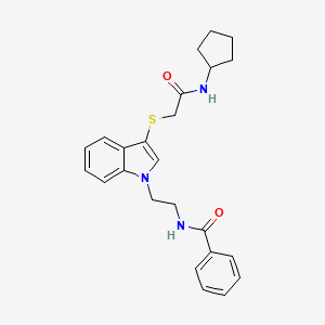 N-(2-(3-((2-(cyclopentylamino)-2-oxoethyl)thio)-1H-indol-1-yl)ethyl)benzamide