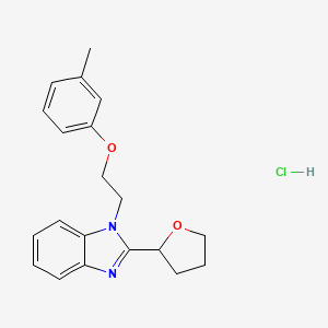 molecular formula C20H23ClN2O2 B2388129 盐酸2-(四氢呋喃-2-基)-1-(2-(间甲苯氧基)乙基)-1H-苯并[d]咪唑 CAS No. 1217019-26-5