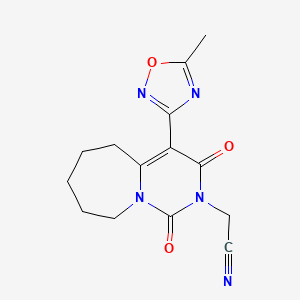 molecular formula C14H15N5O3 B2388216 [4-(5-methyl-1,2,4-oxadiazol-3-yl)-1,3-dioxo-3,5,6,7,8,9-hexahydropyrimido[1,6-a]azepin-2(1H)-yl]methyl cyanide CAS No. 1775421-57-2