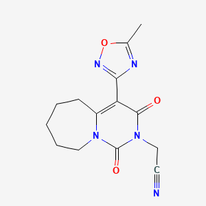 molecular formula C14H15N5O3 B2388216 [4-(5-メチル-1,2,4-オキサジアゾール-3-イル)-1,3-ジオキソ-3,5,6,7,8,9-ヘキサヒドロピリミド[1,6-a]アゼピン-2(1H)-イル]メチルシアニド CAS No. 1775421-57-2