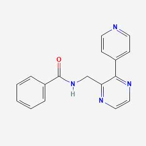 molecular formula C17H14N4O B2388758 N-{[3-(吡啶-4-基)吡嗪-2-基]甲基}苯甲酰胺 CAS No. 2097929-14-9