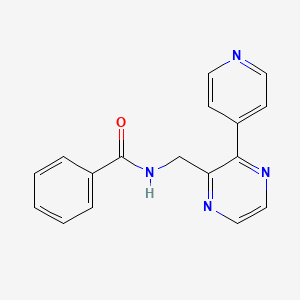 molecular formula C17H14N4O B2388758 N-{[3-(ピリジン-4-イル)ピラジン-2-イル]メチル}ベンズアミド CAS No. 2097929-14-9