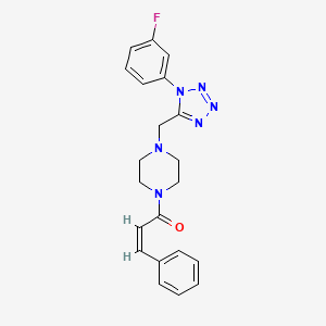 (Z)-1-(4-((1-(3-fluorophenyl)-1H-tetrazol-5-yl)methyl)piperazin-1-yl)-3-phenylprop-2-en-1-one