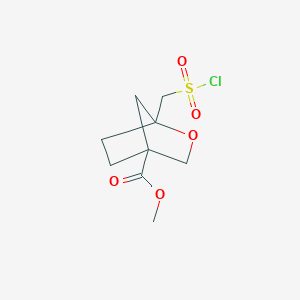 molecular formula C9H13ClO5S B2389783 Methyl 1-(chlorosulfonylmethyl)-2-oxabicyclo[2.2.1]heptane-4-carboxylate CAS No. 2260931-53-9