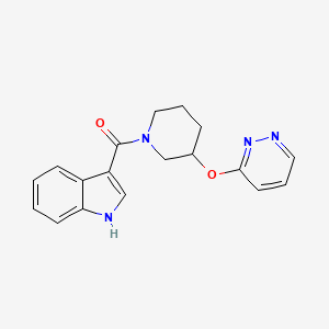 molecular formula C18H18N4O2 B2389907 (1H-indol-3-yl)(3-(pyridazin-3-yloxy)piperidin-1-yl)methanone CAS No. 2034484-63-2