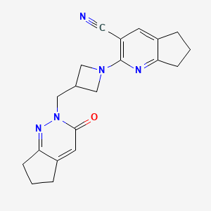 molecular formula C20H21N5O B2389969 2-[3-({3-oxo-2H,3H,5H,6H,7H-cyclopenta[c]pyridazin-2-yl}methyl)azetidin-1-yl]-5H,6H,7H-cyclopenta[b]pyridine-3-carbonitrile CAS No. 2195939-32-1