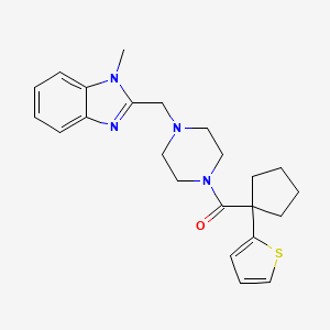 molecular formula C23H28N4OS B2390215 (4-((1-methyl-1H-benzo[d]imidazol-2-yl)methyl)piperazin-1-yl)(1-(thiophen-2-yl)cyclopentyl)methanone CAS No. 1172033-86-1