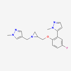 molecular formula C18H20FN5O B2390399 4-[[2-[[4-Fluoro-2-(2-methylpyrazol-3-yl)phenoxy]methyl]aziridin-1-yl]methyl]-1-methylpyrazole CAS No. 2418714-81-3