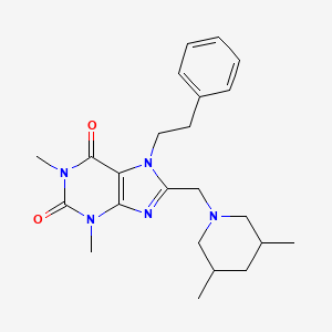 molecular formula C23H31N5O2 B2390455 8-[(3,5-dimethylpiperidin-1-yl)methyl]-1,3-dimethyl-7-(2-phenylethyl)-3,7-dihydro-1H-purine-2,6-dione CAS No. 851943-34-5