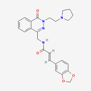 molecular formula C25H26N4O4 B2390924 (E)-3-(benzo[d][1,3]dioxol-5-yl)-N-((4-oxo-3-(2-(pyrrolidin-1-yl)ethyl)-3,4-dihydrophthalazin-1-yl)methyl)acrylamide CAS No. 1428381-92-3