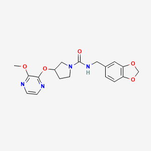 molecular formula C18H20N4O5 B2391311 N-(benzo[d][1,3]dioxol-5-ylmethyl)-3-((3-methoxypyrazin-2-yl)oxy)pyrrolidine-1-carboxamide CAS No. 2034254-57-2