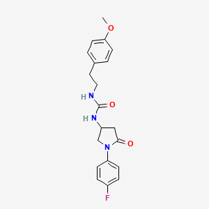 molecular formula C20H22FN3O3 B2391703 1-(1-(4-Fluorophenyl)-5-oxopyrrolidin-3-yl)-3-(4-methoxyphenethyl)urea CAS No. 894013-76-4