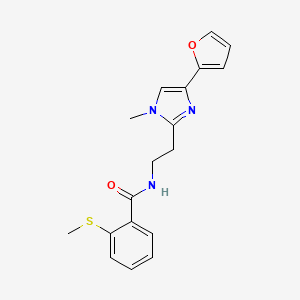 molecular formula C18H19N3O2S B2391919 N-(2-(4-(furan-2-yl)-1-methyl-1H-imidazol-2-yl)ethyl)-2-(methylthio)benzamide CAS No. 1421504-75-7