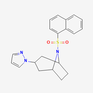 molecular formula C20H21N3O2S B2391953 (1R,5S)-8-(萘-1-磺酰基)-3-(1H-吡唑-1-基)-8-氮杂双环[3.2.1]辛烷 CAS No. 2320858-11-3