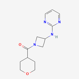molecular formula C13H18N4O2 B2393122 (3-(pyrimidin-2-ylamino)azetidin-1-yl)(tetrahydro-2H-pyran-4-yl)methanone CAS No. 2034607-14-0