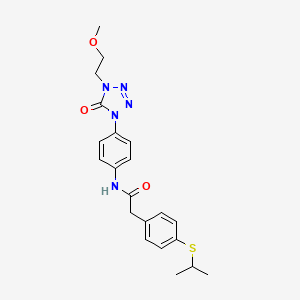 molecular formula C21H25N5O3S B2394359 2-(4-(isopropylthio)phenyl)-N-(4-(4-(2-methoxyethyl)-5-oxo-4,5-dihydro-1H-tetrazol-1-yl)phenyl)acetamide CAS No. 1396683-72-9