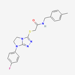 molecular formula C20H20FN5OS B2394926 2-((7-(4-氟苯基)-6,7-二氢-5H-咪唑并[2,1-c][1,2,4]三唑-3-基)硫代)-N-(4-甲基苄基)乙酰胺 CAS No. 921578-68-9