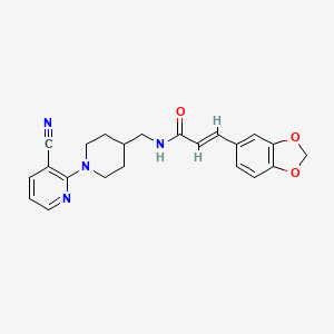 molecular formula C22H22N4O3 B2394961 (E)-3-(苯并[d][1,3]二氧杂环-5-基)-N-((1-(3-氰基吡啶-2-基)哌啶-4-基)甲基)丙烯酰胺 CAS No. 1798398-16-9