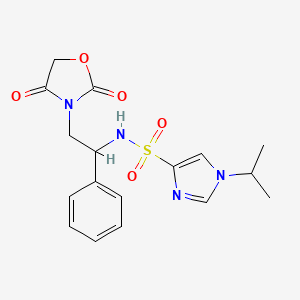 molecular formula C17H20N4O5S B2397453 N-(2-(2,4-dioxooxazolidin-3-yl)-1-phenylethyl)-1-isopropyl-1H-imidazole-4-sulfonamide CAS No. 2034547-10-7