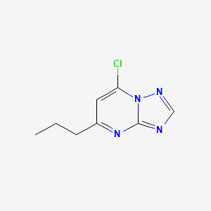 molecular formula C8H9ClN4 B2398075 7-Chloro-5-propyl-[1,2,4]triazolo[1,5-a]pyrimidine CAS No. 917747-66-1