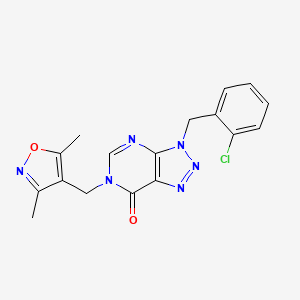 molecular formula C17H15ClN6O2 B2399019 3-(2-chlorobenzyl)-6-[(3,5-dimethyl-1,2-oxazol-4-yl)methyl]-3,6-dihydro-7H-[1,2,3]triazolo[4,5-d]pyrimidin-7-one CAS No. 1326916-29-3