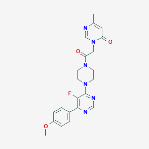 molecular formula C22H23FN6O3 B2399390 3-[2-[4-[5-Fluoro-6-(4-methoxyphenyl)pyrimidin-4-yl]piperazin-1-yl]-2-oxoethyl]-6-methylpyrimidin-4-one CAS No. 2380183-04-8