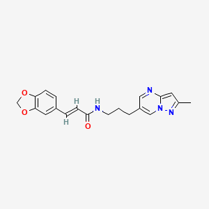 molecular formula C20H20N4O3 B2399652 (E)-3-(benzo[d][1,3]dioxol-5-yl)-N-(3-(2-methylpyrazolo[1,5-a]pyrimidin-6-yl)propyl)acrylamide CAS No. 1798422-17-9