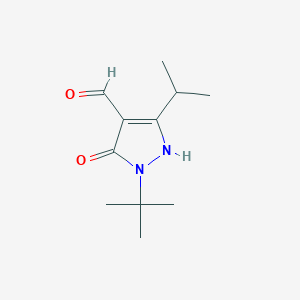 molecular formula C11H18N2O2 B2400112 2-叔丁基-3-氧代-5-丙-2-基-1H-吡唑-4-甲醛 CAS No. 2460754-86-1