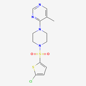 molecular formula C13H15ClN4O2S2 B2400357 4-(4-((5-Chlorothiophen-2-yl)sulfonyl)piperazin-1-yl)-5-methylpyrimidine CAS No. 1448067-46-6