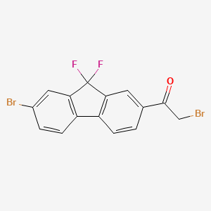 molecular formula C15H8Br2F2O B2400371 2-溴-1-(7-溴-9,9-二氟-9H-芴-2-基)乙酮 CAS No. 1446138-83-5