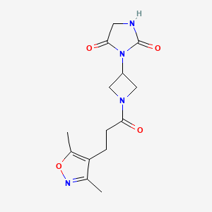 3-(1-(3-(3,5-Dimethylisoxazol-4-yl)propanoyl)azetidin-3-yl)imidazolidine-2,4-dione