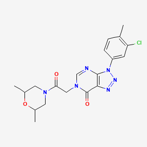 molecular formula C19H21ClN6O3 B2400851 3-(3-chloro-4-methylphenyl)-6-(2-(2,6-dimethylmorpholino)-2-oxoethyl)-3H-[1,2,3]triazolo[4,5-d]pyrimidin-7(6H)-one CAS No. 872591-32-7
