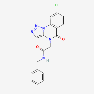 molecular formula C18H14ClN5O2 B2400967 N-benzyl-2-(8-chloro-5-oxo[1,2,3]triazolo[1,5-a]quinazolin-4(5H)-yl)acetamide CAS No. 898418-92-3
