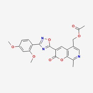 molecular formula C22H19N3O7 B2402156 (3-(3-(2,4-二甲氧基苯基)-1,2,4-恶二唑-5-基)-8-甲基-2-氧代-2H-吡喃并[2,3-c]吡啶-5-基)甲基乙酸酯 CAS No. 1185067-60-0