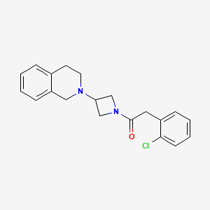 molecular formula C20H21ClN2O B2402243 2-(2-氯苯基)-1-(3-(3,4-二氢异喹啉-2(1H)-基)氮杂环丁烷-1-基)乙酮 CAS No. 2034357-28-1