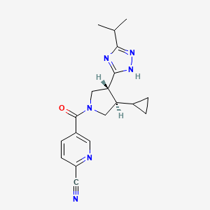 5-[(3R,4R)-3-Cyclopropyl-4-(3-propan-2-yl-1H-1,2,4-triazol-5-yl)pyrrolidine-1-carbonyl]pyridine-2-carbonitrile