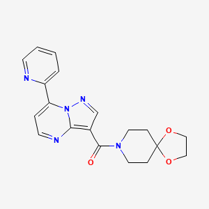 molecular formula C19H19N5O3 B2402464 (7-(吡啶-2-基)吡唑并[1,5-a]嘧啶-3-基)(1,4-二氧杂-8-氮杂螺[4.5]癸-8-基)甲酮 CAS No. 1251600-17-5