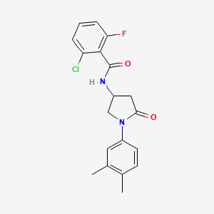 2-chloro-N-(1-(3,4-dimethylphenyl)-5-oxopyrrolidin-3-yl)-6-fluorobenzamide