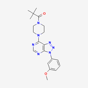 1-(4-(3-(3-methoxyphenyl)-3H-[1,2,3]triazolo[4,5-d]pyrimidin-7-yl)piperazin-1-yl)-2,2-dimethylpropan-1-one