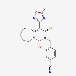 molecular formula C20H19N5O3 B2402748 4-{[4-(5-methyl-1,2,4-oxadiazol-3-yl)-1,3-dioxo-3,5,6,7,8,9-hexahydropyrimido[1,6-a]azepin-2(1H)-yl]methyl}benzonitrile CAS No. 1775403-77-4
