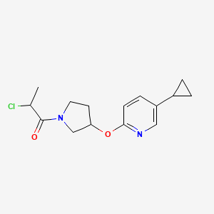 2-Chloro-1-[3-(5-cyclopropylpyridin-2-yl)oxypyrrolidin-1-yl]propan-1-one
