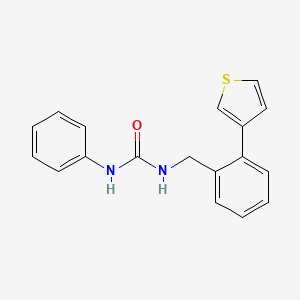 molecular formula C18H16N2OS B2403110 1-苯基-3-(2-(噻吩-3-基)苄基)脲 CAS No. 1796947-42-6