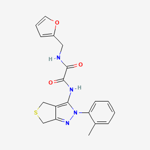 molecular formula C19H18N4O3S B2404422 N-(呋喃-2-基甲基)-N'-[2-(2-甲基苯基)-4,6-二氢噻吩并[3,4-c]吡唑-3-基]草酰胺 CAS No. 941992-40-1