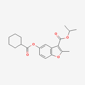 molecular formula C20H24O5 B2405102 Propan-2-yl 5-(cyclohexanecarbonyloxy)-2-methyl-1-benzofuran-3-carboxylate CAS No. 637748-94-8