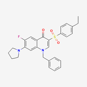 molecular formula C28H27FN2O3S B2405143 1-苄基-3-[(4-乙基苯基)磺酰基]-6-氟-7-吡咯烷-1-基喹啉-4(1H)-酮 CAS No. 892771-58-3
