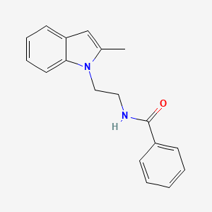 molecular formula C18H18N2O B2405816 N-[2-(2-甲基-1-吲哚基)乙基]苯甲酰胺 CAS No. 689264-80-0