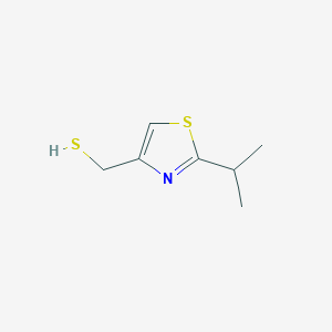 molecular formula C7H11NS2 B2406314 [2-(Propan-2-yl)-1,3-thiazol-4-yl]methanethiol CAS No. 1181232-06-3