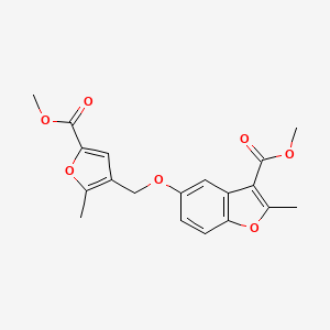 molecular formula C19H18O7 B2406538 5-[(5-Methoxycarbonyl-2-methyl-3-furanyl)methoxy]-2-methyl-3-benzofurancarboxylic acid methyl ester CAS No. 300557-14-6