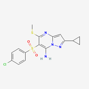 molecular formula C16H15ClN4O2S2 B2406657 6-(4-Chlorophenyl)sulfonyl-2-cyclopropyl-5-methylsulfanylpyrazolo[1,5-a]pyrimidin-7-amine CAS No. 882268-59-9