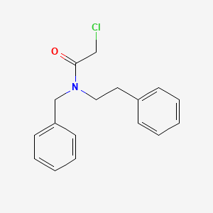 molecular formula C17H18ClNO B2407155 N-bencil-2-cloro-N-(2-feniletil)acetamida CAS No. 379254-89-4